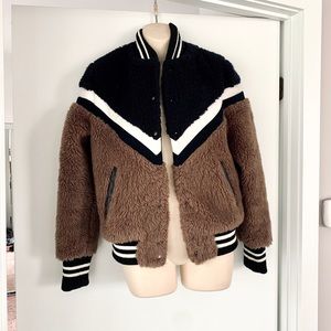 🌿 Faux Fur Bomber Jacket